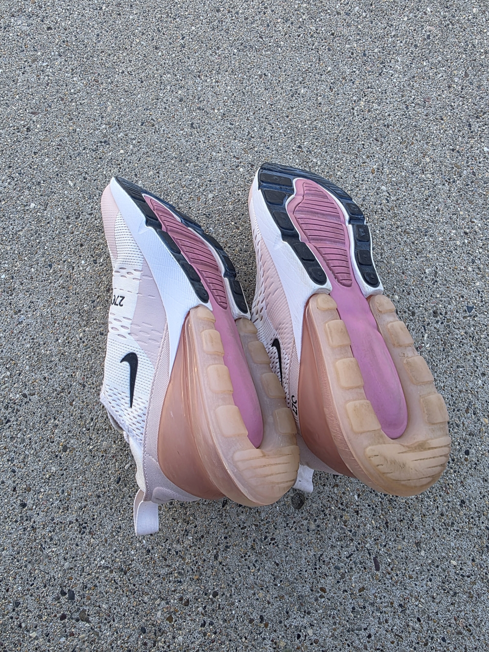 Nike Air Max 270 Women’s Sneaker Size 9 - Picture 15 of 16